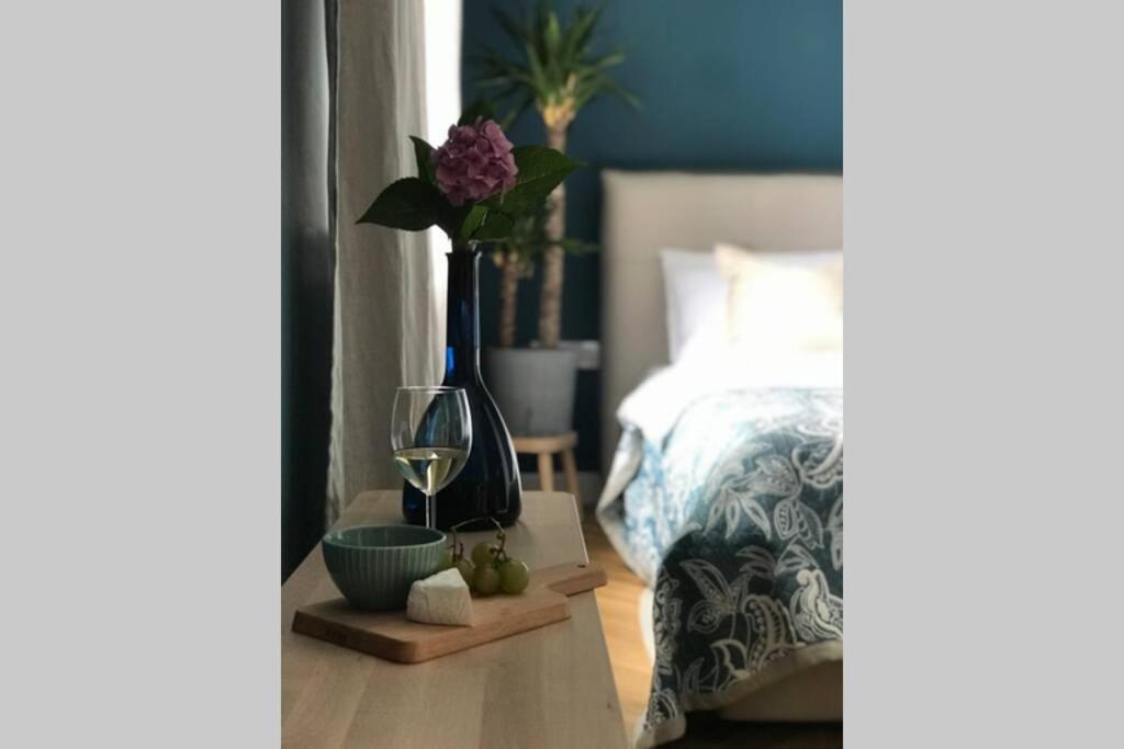 Apartament Bibliotekas Nams Ryga Zewnętrze zdjęcie